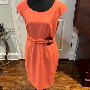 Sleeveless sheath dress